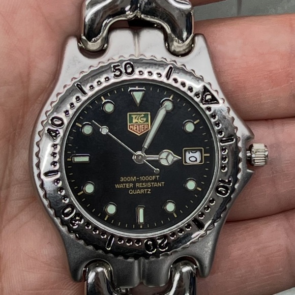 Tag Heuer Other - TAG Heuer Black and Silver Dive Watch